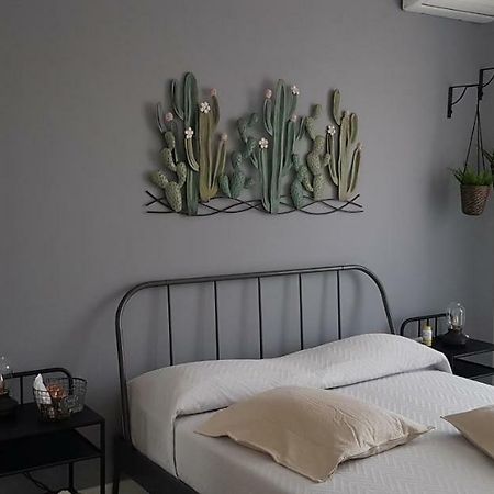 Little Rose Guest House Fiumicino Exterior photo