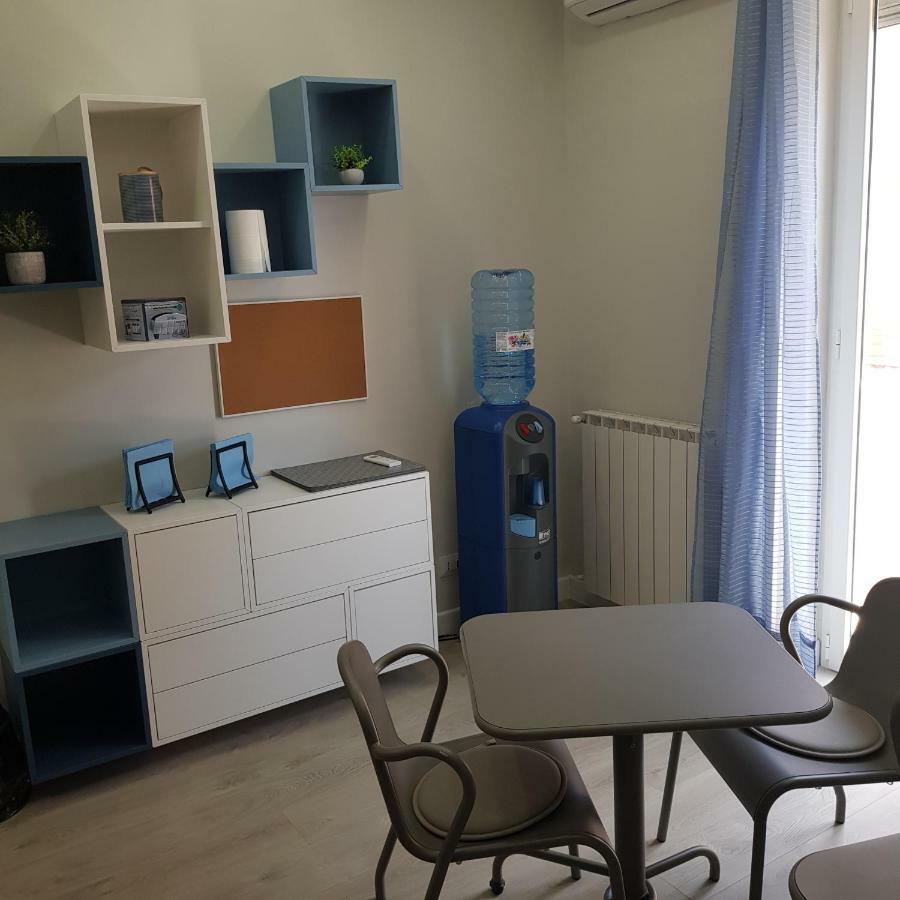 Little Rose Guest House Fiumicino Exterior photo